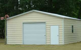 Преимущества и этапы строительства каркасного гаража из профильной трубы своими руками